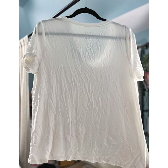 A new day white tee - Picture 4 of 5